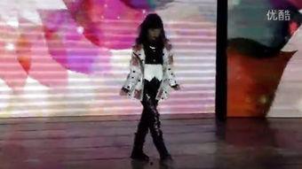 贺美琪资料,才华横溢的艺术家与她的艺术之路